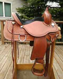 Circle Y Flex tree Flex 2 Trail or Show saddle "Cypress",  SQHB, 15" light oil