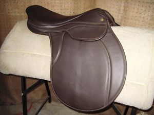 Barnsby Close Contact Saddle 16 1/2