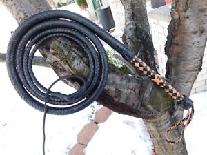 BULL WHIP 8 FOOT BLACK & NATURAL KANGAROO BULLWHIP CUSTOM BULLWHIPS