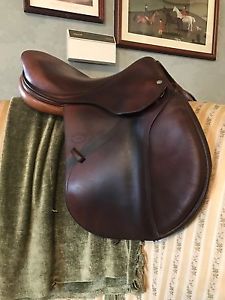 2008 DEVOUCOUX Biarritz Saddle 16.5" 4.75" Tree #1 Flap Jumping Saddle All Calf
