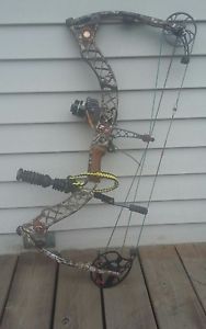 mathews z7 compound bow bundle hardly used R H