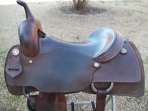 Cutting Saddle/ DHS 16 1/2 Inch Padded Seat