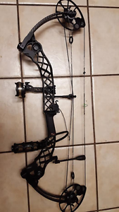 Mathews Chill R Tactical 70lbs 28" or 29" Rock Mods LOADED