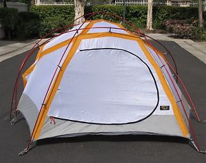 Mountain Hardwear Trango 4 Tent W/ Footprint & fly 4 person 4 season nice