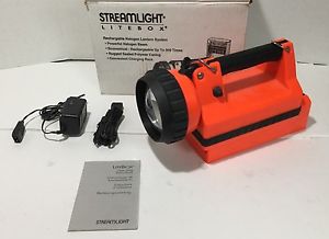 STREAMLIGHT LITEBOX 45070 FLASH LIGHT WITH BOTH CHARGERS