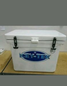 *MARCH SALE**60QT Icey tek cooler White L23.5W19H18 FREE SHIPPING
