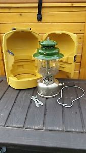 Vintage 1967 Coleman Single Mantle Lantern #237 MINT CONDITION