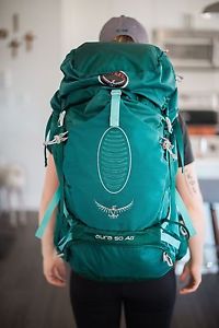 Osprey Aura AG 50L Women's Backpack Rainforest Green Size Small Backpacking Hike