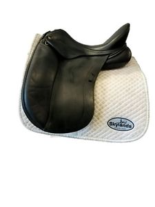 Used Schleese HK (Heike Kemmer) Dressage Saddle Size 17.5'' Black