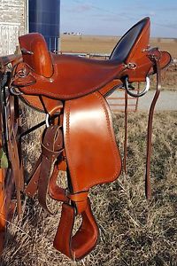 Endurance Saddle EXTRA WIDE Dixieland Gaited Custom. 16 inch seat   Great shape!