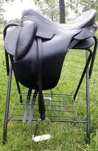 17.5" American Flex Dressage saddle