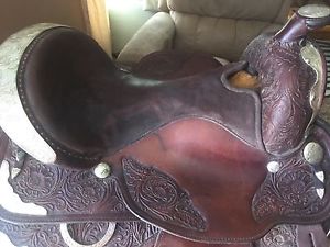 Circle Y western equitation sadldle 15" with silver