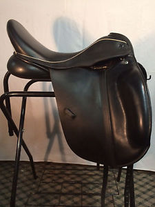 Trilogy Verago Dressage Saddle