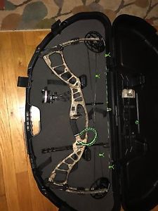2016 Hoyt Powermax Compound Bow RH