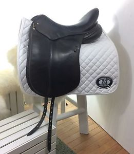 Schleese Dressage Saddle 18 Inch Seat