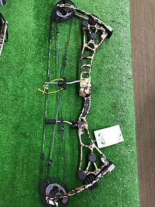 2016 Martin Inferno 33 Right Handed bow. 65lb max weight. 28in draw length.