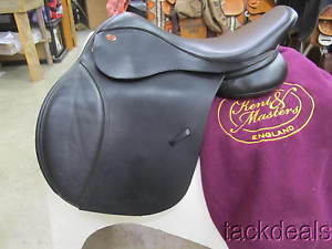 Kent & Masters Close Contact Saddle 17 1/2" Black MINT Lightly Used Adjustable
