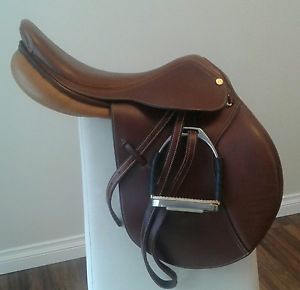 17" Mondega CC saddle