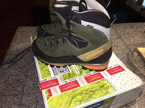 Scarpa grand dru gtx boots  7502-201 Men's 13