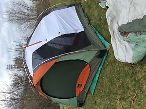 REI kingdom 6 w footprint   garage and end piece tent