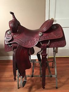 KO Trading Elite Cutter 17" Saddle