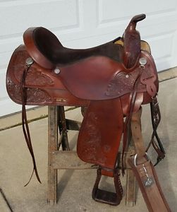 Circle Y of Yoakum 18 inch western saddle med oil w breast collar headstall