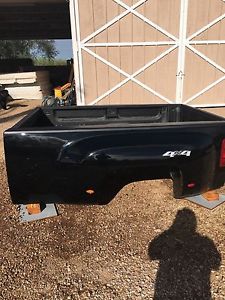 truck bed 2008 blk Chev dually 8 ft, inyati spray in bed liner bumper perfect