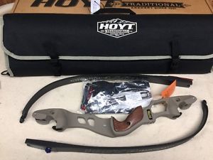 Hoyt Satori Recurve Bow 19" Buckskin Riser RH With 45# Short Limbs AMO 60" (a)