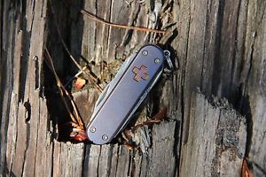Custom SAK Victorinox Keychain Titanium scales (anodized) + Bronze liner