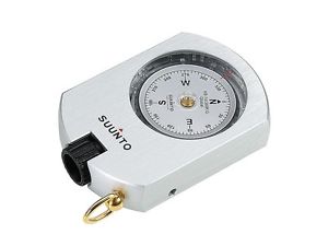 SUUNTO KB-14 D 360-GRAD GLOBAL, 360-Grad-Einteilung, Deklinationskorrektur