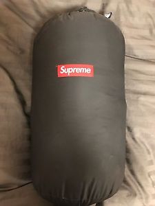 Supreme x The North Face sleeping bag paisley Bandana black