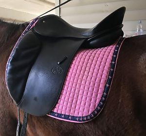 Schleese Dressage Saddle 18"/18.5" Wide Tree