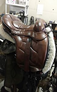 Sensation Hybrid Trail Saddle and 24"Girth