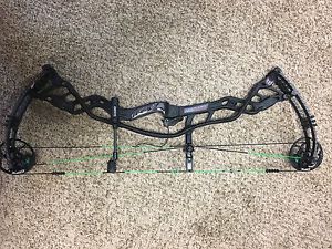 2016 Hoyt Carbon Defiant 34