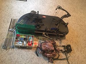 mathews heli-m Black Tactical.  Left Hand 29/70.  Immaculate!  Never Target Shot