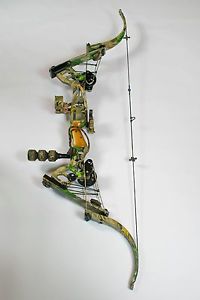 C.P. Oneida Eagle Bows Black Eagle ESC Bow w/Bow Case included!