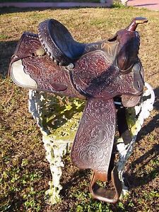 Fully Acorn Tooled CIRCLE Y 14.5 inch dark oil show saddle EUC German Silver
