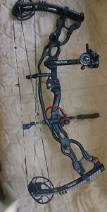 hoyt spyder turbo Black With Lots Of Extra's. Hogg father sight .
