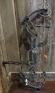 Brand New  Bear LS-6 Bow