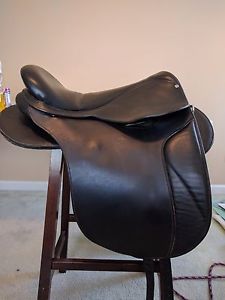 18" Timberline Dressage Saddle