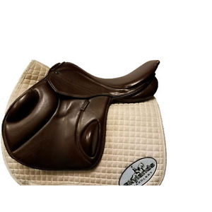 Used Stubben Excalibur Monoflap Jump Saddle - Size: 18" - Brown