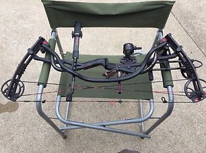 Hoyt Carbon Element Bow