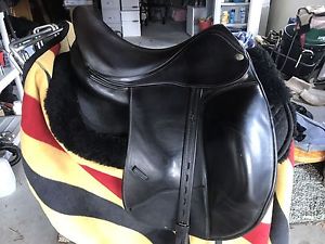 Verhan Oydssey Dressage Saddle, 17, Medium, Black Calf Skin, Wool Flocked