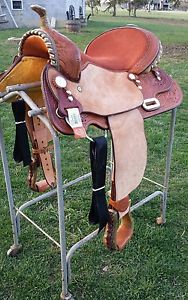 FLASHY BILLY COOK BARREL RACING SADDLE, TRAIL OR ALL AROUND, QUALITY MADE NICE!