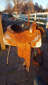 16 Inch Tex Tan Show Saddle Imperial