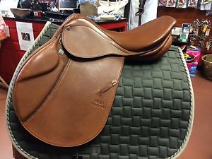 STUBBEN CLOSE CONTACT EDELWEISS JUMP SADDLE N.T. DELUXE 16.5", 31 TREE
