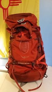 Osprey Atmos AG 65 Internal Frame Backpack-Medium Cinnabar Red