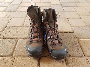 Salomon Quest 4D GTX Hiking Boot US Men 9.5