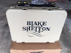 CUSTOM BLAKE SHELTON ORCA COOLER Insulated 26 Qt. Ice Chest Cooler RARE! NEW!