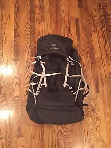 Arc'teryx Altra 65 Men's Backpack Black